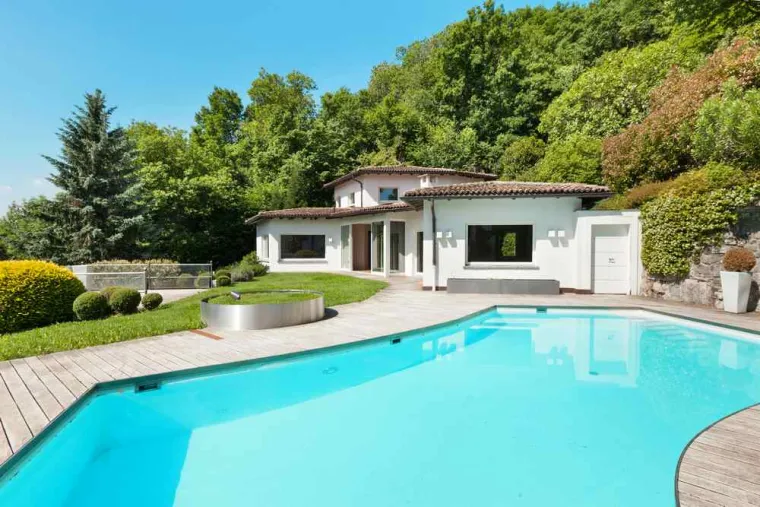 Constructeur villa de luxe, Fréjus, AI Construction