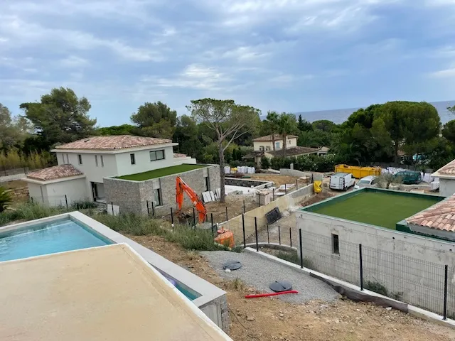 AI Construction : Lancement d’un projet exclusif de villas avec vue mer dans le Golfe de Saint-Tropez, Fréjus, AI Construction